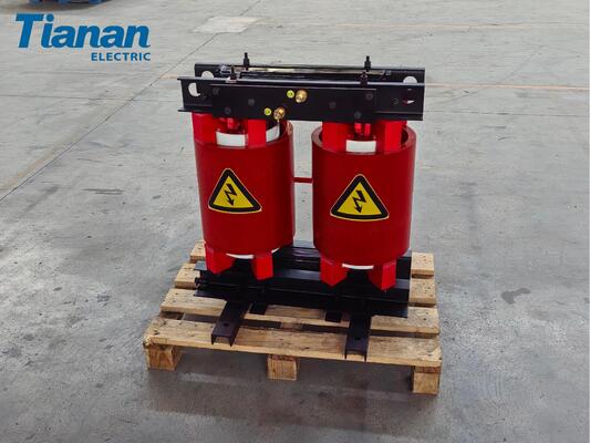 Trasformatori di tipo resina fusa senza perdita di carico da 208 W che incorporano protezione IP00 per garantire la distribuzione dell'energia elettrica